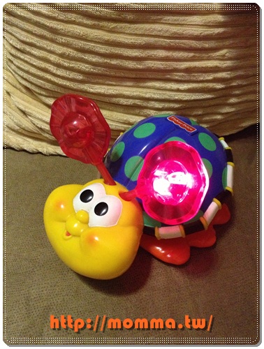 [開箱]費雪嬰兒玩具推薦-爬行小蟲蟲玩具 5
