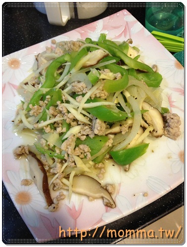 [P家廚房]什錦炒飯+紫菜蛋花湯 4