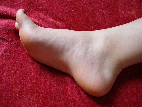 腳臭怎麼辦？腳臭和香港腳解決方法