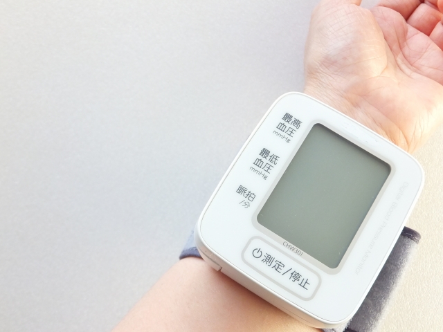 手腕式血壓計準確嗎? 準確度會不會很差?