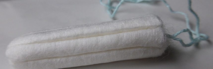 棉條是否可替代護墊使用? 沒月經時也能使用嗎?