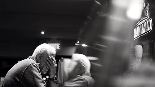 男性更年期症狀有什麼？男性更年期如何治療？