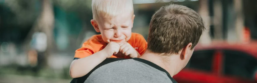 善用溝通技巧，避免吼叫：打造和諧親子關係的智慧之道